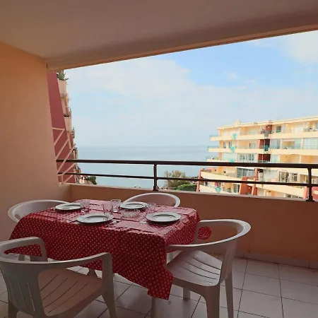 6 Personnes Avec Terrasse Et Parking A - Fr-1-472a-165