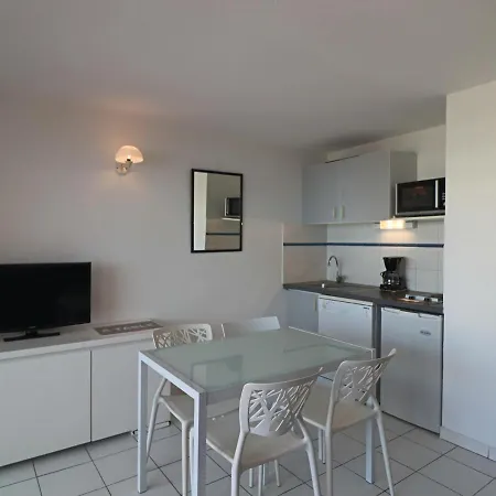 Apartment 6 Personnes Avec Terrasse Et Parking A - Fr-1-472a-165 Sete