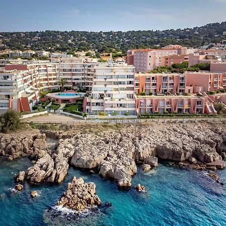 6 Personnes Avec Terrasse Et Parking A - Fr-1-472a-165 Apartment